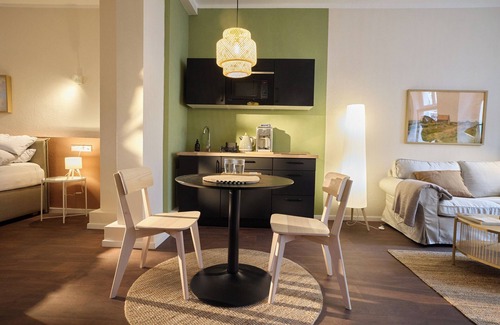 Schwerin Appartement | Little Loft in the heart of Schwerin with parking lot. Dog-friendly and barrier-free!