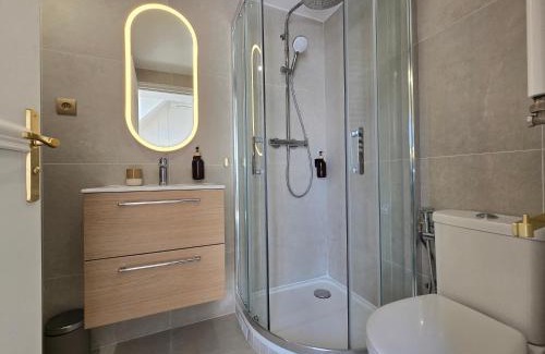 Faubourg-du-Roule Appartement | Little LV1 Au cœur de l'Avenue des Champs-Elysées Arc de Triomphe