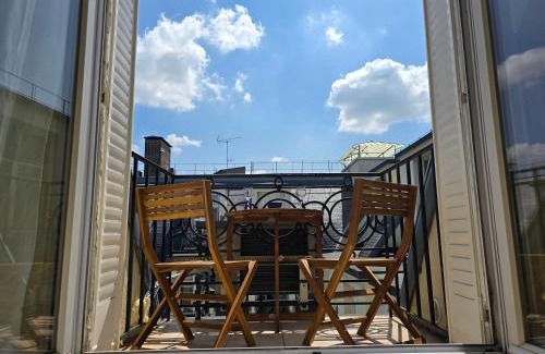 Faubourg-du-Roule Appartement | Little LV1 Au cœur de l'Avenue des Champs-Elysées Arc de Triomphe