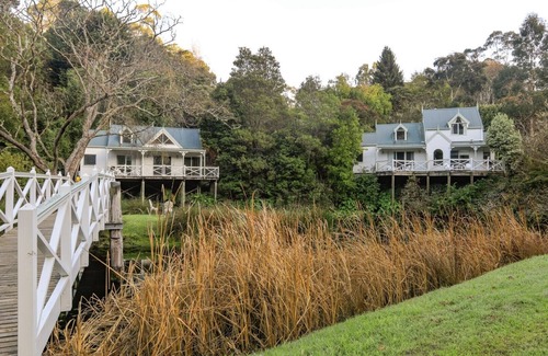Apollo Bay Cottage | Little Plum Cottage - Apollo Bay
