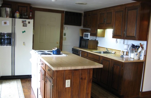 South Sanford Cottage | Petit chalet rouge dans le Maine!