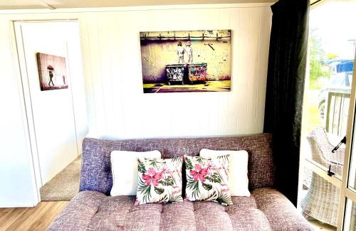 Mangakino Maison | Little Running Bear Cottage - comfy and cozy