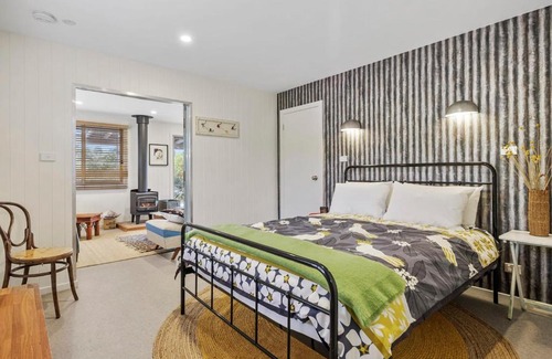 Clifton Beach Maison | 'Little Secret' Charming Clifton Beach Sanctuary