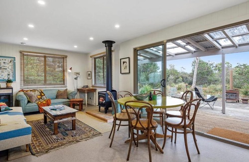 Clifton Beach Maison | 'Little Secret' Charming Clifton Beach Sanctuary