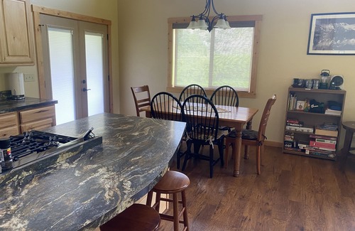 Corral Cabine | Little Smoky Cabin Retreat