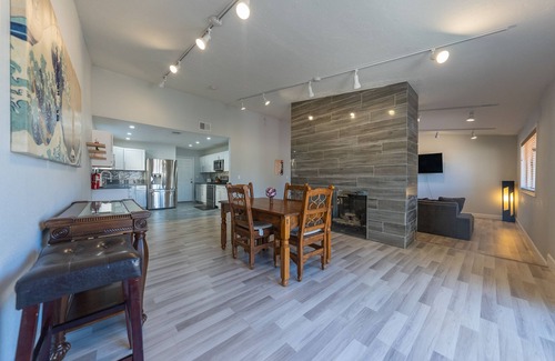 Whitney Ranch Maison | Little Tokyo of Las Vegas Fun, Reunion, Vacation