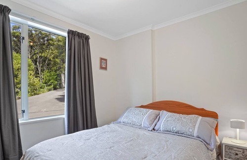 Akaroa Maison | Little Unknown Bach at Taka - Takamatua