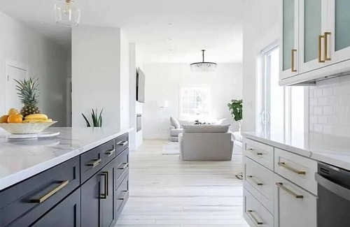 Northwest Arvada Maison | Live it Up! Pure Lux W Private Pool/Spa & Game Center!