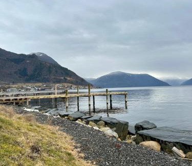 Leikanger Municipality Appartement | Live right by the Sognefjord