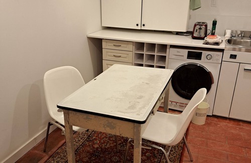 Riverdale Appartement | Live work studio with kitchenette, ensuite, office, private