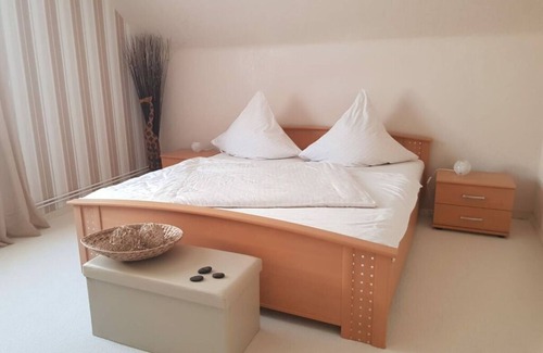 Unterporlitz Appartement | Lively apartment in Unterpörlitz