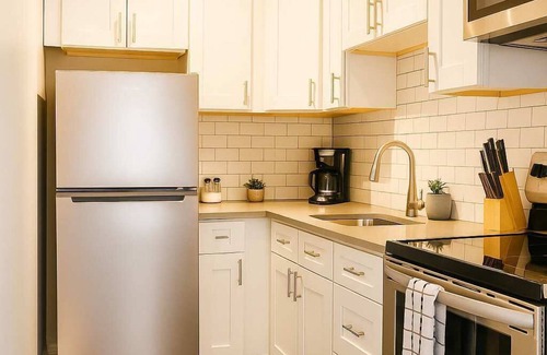 Hyde Park Appartement | Lively & Fully Furnished 1BR Apartment