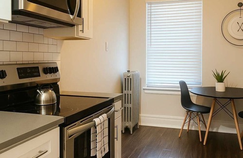 Hyde Park Appartement | Lively & Fully Furnished 1BR Apartment