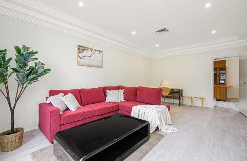 Liverpool Maison | Liverpool Oasis 5BR Home for Groups and Families