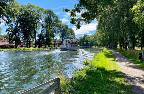 Nordostra Motala Maison | Liverpoolsstugan