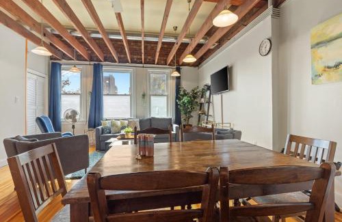 Southeast Lit Et Petit-Déjeuner | Living on The Edge of Capitol Hill