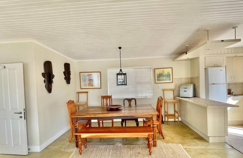 Malagas Maison | Living The Breede - Birdsong Cottage