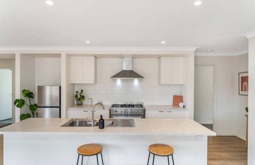 Canadian Maison | Living The Dream At Lyric Crt