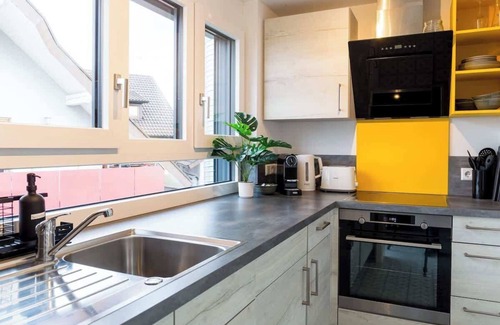 Bad Krozingen Appartement | Appartement moderne avec balcon, wifi & cuisine