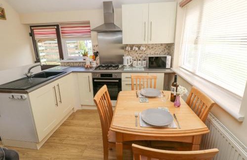 Whitland Maison | Lletty Bach
