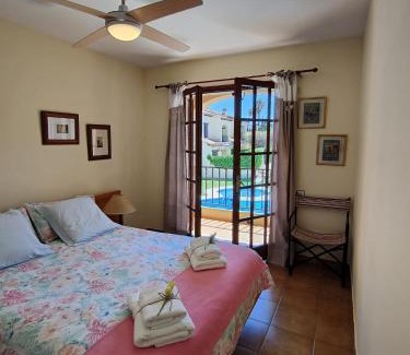 El Roc de Sant Gaieta Maison | Lluna Beach Bará