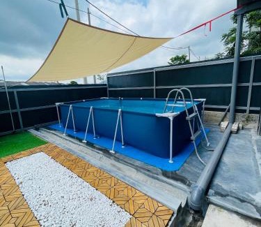 Durian Tunggal Maison | LNZ Pool Homestay Melaka