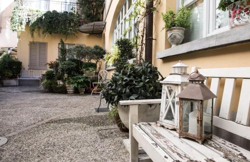 Como City Centre Maison | Lo Studio - The House Of Travelers