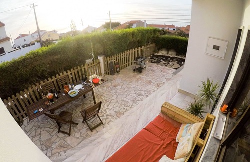 Mafra Maison | LO Surfcamp Ericeira Surf & Skate beach foz do lizandro