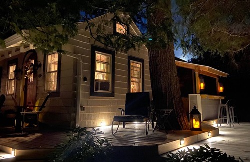 Germantown Cottage | Loblolly Cottage - Enchanting Retreat set among towering pines.