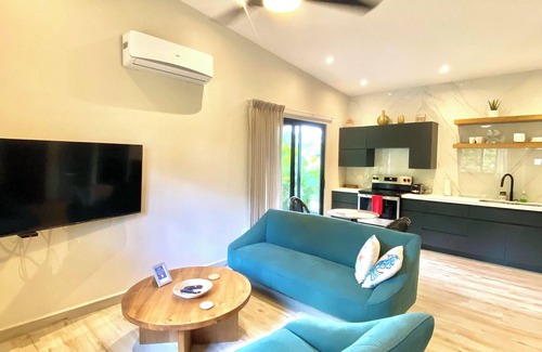 Playa Grande Maison | Lobos One: Luxury 1BD/1.5BA Casita 5 minutes to Playa Grande