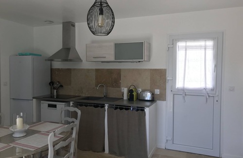 Arpaillargues-et-Aureillac Maison | Les santoline location Uzès avec piscine jacuzzi