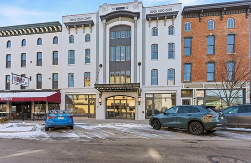 Newark Appartement | The Revitalized Newark Arcade- Local Discounts!