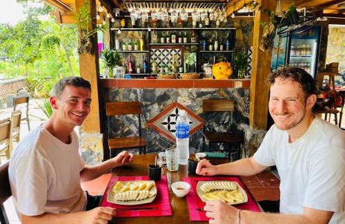Yen Minh Cabine | Local Homestay Du Gia