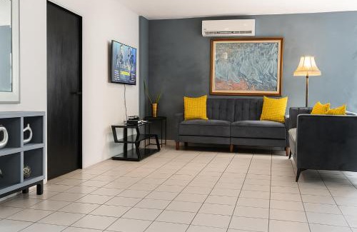 Gobernador Pinero Appartement | Local Nest in San Juan