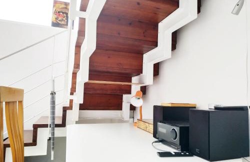 Tel Aviv Appartement | Localz - Central Studio With Gallery