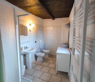 Lesegno Maison | Locanda Montecarlo