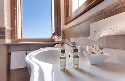 Pozzuolo Hôtel | Locanda Poggioleone