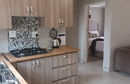 Thohoyandou Appartement | Located at a quiet & safe area with all essential amenities perfect 4 long stay
