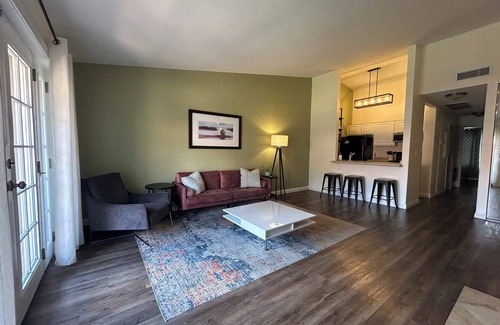 North Mountain Copropriété | Located in a gated community - calm and welcoming perfect for a quiet time away.
