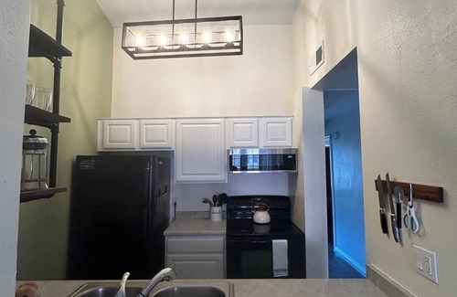 North Mountain Copropriété | Located in a gated community - calm and welcoming perfect for a quiet time away.