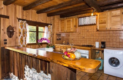 La Lechere Maison | Situé dans un hameau en pleine nature, en lisière de forêt. A 7km, Doucy station (Combelouvière) ave