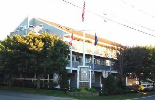Wells Beach Copropriété | Located just steps from Wells Beach, Eastwinds 123 is perfect for your getaway.