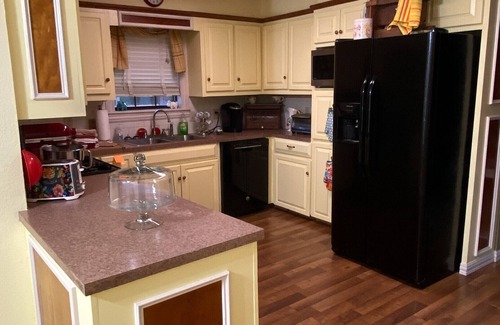 Coleman Maison | Located near the historic capitol of the Chickasaw Nation and Blue River