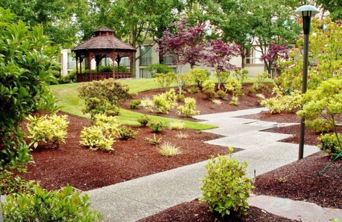 SeaTac Maison | Located next to SeaTac Airport