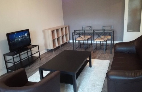 Bellevue Appartement | Situé e périphérie de Brest Centre ( 3km de la gare, et du centreJaurès,,,,,,,,)