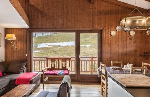 Megeve Appartement | Location Appartement 2 Chambres à Megève, Proche Télécabine Jaillet, Parking et Animaux Acceptés - FR-1-453-38