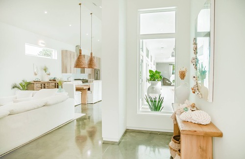 San Juan Maison | Location, comfort, and 5 beach accesses to more than one mile of deeded beach!
