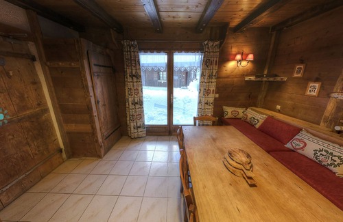 La Cote-d'Arbroz Appartement | Location Dappartement Dans un Châlet Haut Savoyard à 100 m des Pistes des Gets