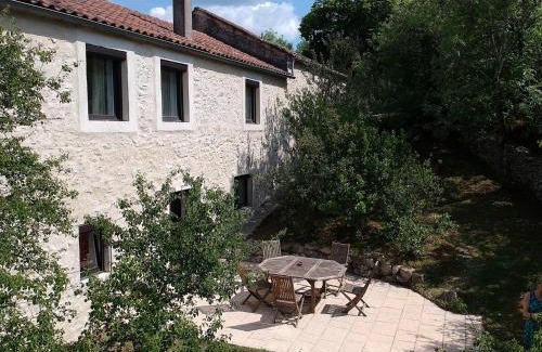 Arcambal Maison | Location gite entre Cahors et St Cirq Lapopie