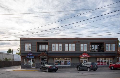 East Kootenay Copropriété | Location Location!! 2bd2ba Condo in the heart of Downtown Invermere!